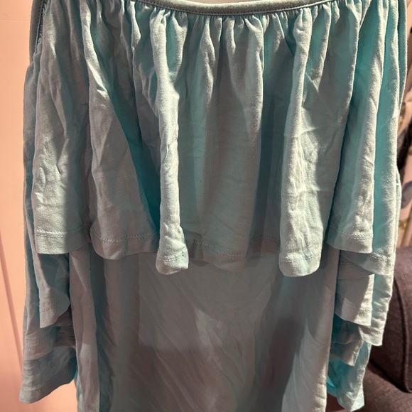 Plus Size Off Shoulder Top - Picture 5 of 8